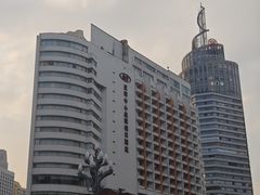 -昆明中心皇冠假日酒店