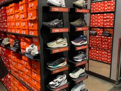 -NIKE上海青浦优选体验店