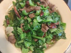 青菜牛肉-李子坝梁山鸡(李子坝大鸡哥店)