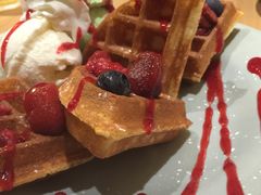 -Lia Cafe Bar Restaurant松山咖啡屋