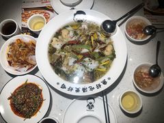 -江渔儿酸菜鱼(奥园广场金发购物中心店)
