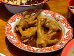 鸡爪-爆炸头阿姨小四川正宗川味小吃(无任何分店)