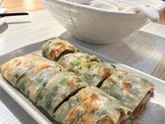 葱饼卷牛肉-台北楚楚园馅饼粥(虹桥南丰城店)