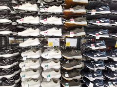 -迪卡侬(西三旗店)