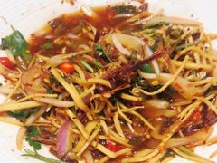 -老滇山寨•云南特色菜•地方菜•民族风情歌舞表演(金碧店)