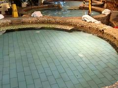 -汕头莲花山度假村温泉