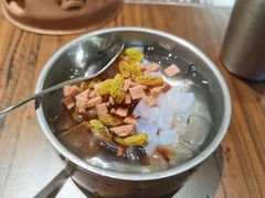 -成都你六姐·牛肉冒菜(信泰中心商场店)