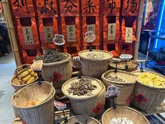 -刘淑芬·活鱼铁锅炖(北京首店)