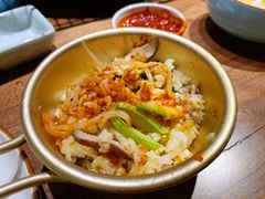 牛肉拌饭-明洞阿姨·韩式酱蟹烤肉·创意料理(三元桥店)