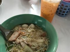 -瓦洛洛传统市场