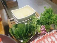 -井格重庆火锅(西直门凯德Mall店)