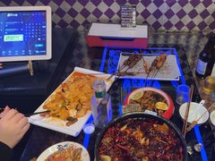 -路边边.炒菜烧烤.音乐餐厅(良乡长虹店)