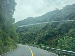 -安吉龙王山峡谷漂流