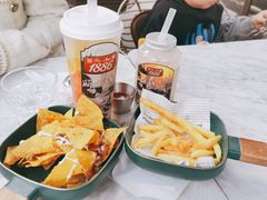-1886德国汽车餐厅(福田星河COCO Park店)