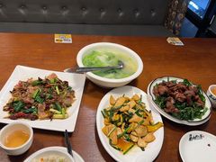 -宣威山野人家·云南菜·菌火锅(金碧店)