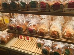 -山崎面包(静安久光店)