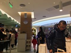 -奈雪的茶(亨特国际广场店)