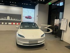 -TESLA 特斯拉(上海太古汇体验店)