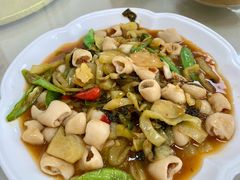 酸菜炒大肠-铁炉农家菜馆