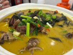 -湖南人家湘菜馆(镇江路店)