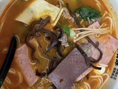 -蒙自源米线大王(花园城商场店)