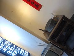 -白色精品·老长沙臭豆腐(文化店)