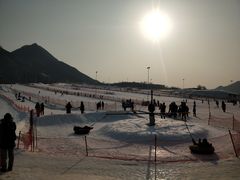 -荣盛康旅野三坡滑雪场
