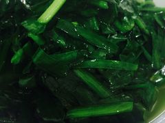 -国庆鱼头鱼尾馆(盛世华庭店)