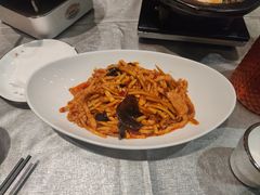 -辛香味烧鱼馆·非遗技艺·排骨红烧肉(光谷医药园店)