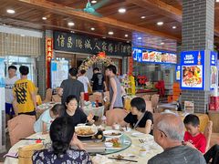 大堂-鹏城人家海鲜酒家·23年老字号(较场尾店)