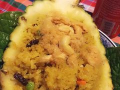 -卷心菜和避孕套餐厅(Pattaya)