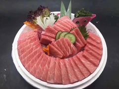 -上海龙吴水胜海发市场