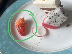 -OLD TREE老树咖啡·西餐厅(台山人工湖店)