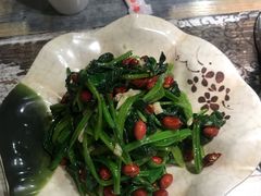 -燚店·铁板鱼蛙·烤肉·烤串(北新桥店)
