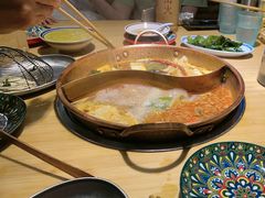 -洱火云南酸菜牛肉火锅(石景山当代商城店)