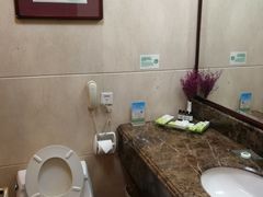 -曲江惠宾苑宾馆(大雁塔大唐不夜城店)