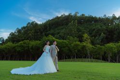 点击看大图 -经典婚纱摄影美学馆·私人定制