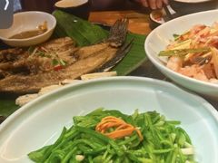 -老滇山寨•云南特色菜•地方菜•民族风情歌舞表演(金碧店)