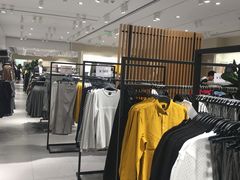 -H&M(星河城店)