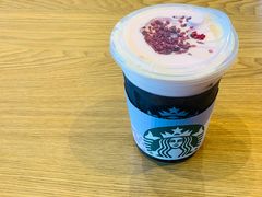落樱飘雪冷萃-星巴克臻选(成都太古里店)