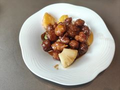 菠萝咕噜肉-有璟阁港式餐厅(国贸商城店)