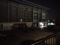 -北京华联购物中心(同成街店)