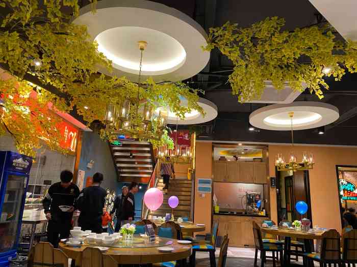 彭厨(金康园店)-"味道偏咸.已经点了主食,服务员又上了米饭.