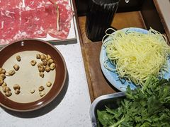 -贵府酸汤牛肉火锅·贵州老字号(飞山街店)
