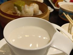 西施杏仁露-彩丰楼中餐厅·早茶·点心·粤菜(海口华彩洲际酒店)