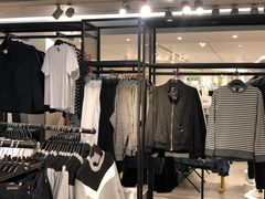 -H&M(华润万象城店)