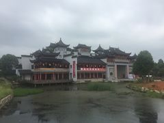 -龙天小镇
