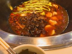-哈尔滨烧烤·山河村铁锅炖(交大店)