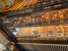 -鲍师傅糕点(江苏路店)