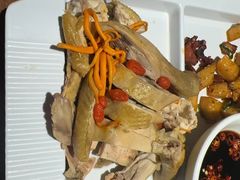 -隔壁老王·家常云南菜(皇冠店)